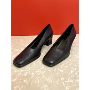 Vintage Aerosoles Navy Leather Pumps, Women's Size 6.5B/EUR 37